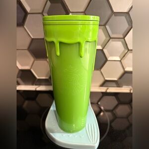 Starbucks 24oz Venti Lime Green Glow in the Dark Slime Halloween Tumbler